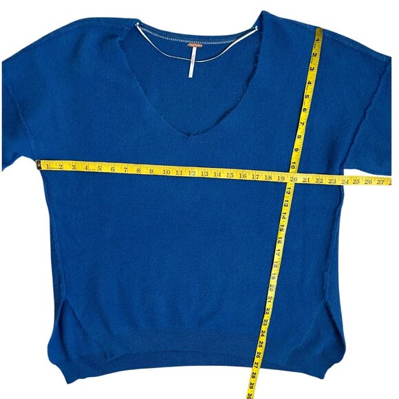 Free People Blue Hand-Dyed Oversized Sweater Pullover Cozy Knit Small OB1325064 - Picture 7 of 13